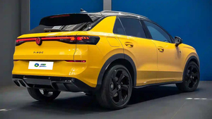 2026 para VW 300TSI DSG 2WD Starlight 5 puertas 5 plazas SUV compacto Interior oscuro gasolina combustible nuevos volks-wagen <span class=keywords><strong>t</strong></span>-<span class=keywords><strong>roc</strong></span> coches para - Product Image 4