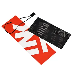 Marchio di lusso custom logo Design e stampa moda indumento carta appendi tag abbigliamento altalena tag con stringa