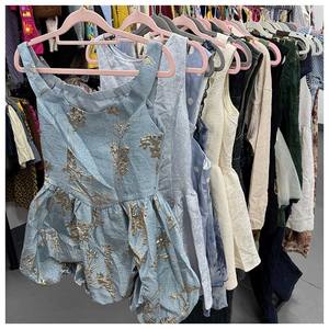 Liquidación de Ropa al por Mayor para Mujer, Fardos de Ropa Usada, Artículos a Granel, Ropa de Segunda Mano, Entrega Aleatoria, Ropa a Granel - Product Image 4