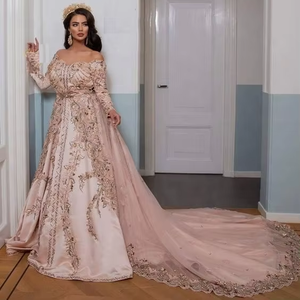 Vestido de Novia Kaftan Premium con Bordado Zardozi Denso, Elegante Traje de Fiesta - Product Image 2