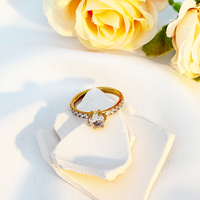 Bague de mariage en zircon étincelant pour femme, en acier inoxydable plaqué or, bijoux de luxe, solitaire, vente en gros pour filles et femmes