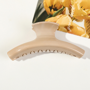 กิ๊บหนีบ<span class=keywords><strong>ผม</strong></span>พลาสติกสีพื้นแบบมันเงาปานกลาง ไม่ลื่น จับผมแน่น ทนทาน เข้าได้กับทุกชุด เหมาะสำหรับงานปาร์ตี้ ผู้หญิง <span class=keywords><strong>ผม</strong></span>บางถึงปานกลาง - Product Image 2