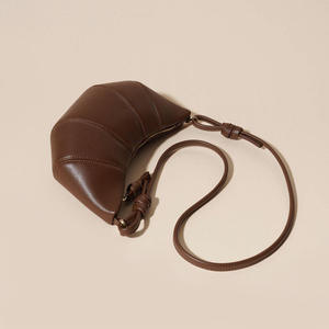 Sacs en cuir véritable de vachette pleine fleur unisexe, sacs rétro pour femmes, sacs pour ordinateur, sacs à dos - Product Image 1