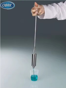 O demonstrador líquido do laboratório simplificou esvaziando a amostra o material Bioquímica apropriada analisa - Product Image 6