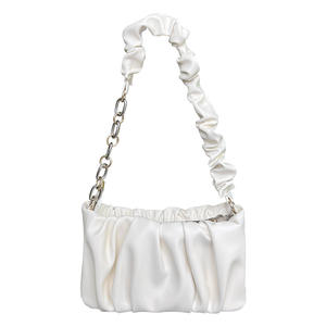 Bolso de Hombro Cruzado de Cuero Suave para Mujer, Estilo Nube, con Cadena Plisada, Bolso Pequeño para Axila, Blanco Leche, Negro, Verde, 7 Pulgadas, Cierre de Cremallera - Product Image 5