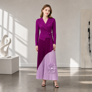Vestido de Mujer de Buena Calidad, Estilo Blazer, Apliques Florales en 3D, Cintura Cruzada, Vestido Maxi con Bloques de Color, Vestido Plisado Miyake - Product Image 1