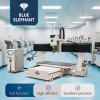 Routeur CNC à 5 axes EW1 avec table mobile 1325 1530 4*8ft pour le traitement de pièces complexes tridimensionnelles à haute efficacité