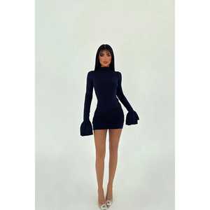 Robe de soirée luxueuse bleu marine à manches longues en spandex uni, taille unique, grande taille, avec volants et découpes, idéale pour le printemps et les soirées en club - Product Image 1