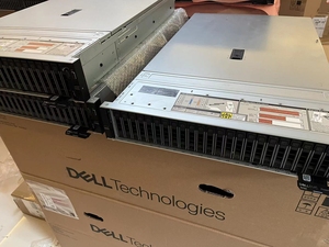 Serveur monté en rack <span class=keywords><strong>Dell</strong></span> <span class=keywords><strong>Poweredge</strong></span> <span class=keywords><strong>R550</strong></span> 2U avec deux processeurs évolutifs Intel Xeon pour <span class=keywords><strong>dell</strong></span> Emc - Product Image 6