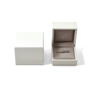 FANXI Caja de Joyería Premium al por Mayor, Caja de Regalo, Empaque para Anillos Finos, Fabricantes de Cajas de Joyería Personalizadas - Product Image 3