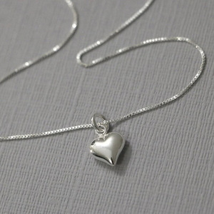 Collana con Ciondolo a Cuore in Argento 925, Catena a Maglia Box, Minimalista per Uso Quotidiano, Unisex - Product Image 1