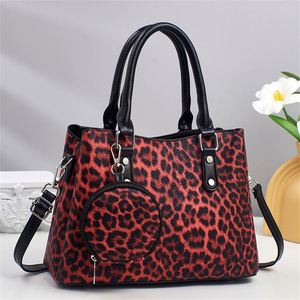 2026 Lady's Purse Fashion Leopard Totes Casual PU Leather Handbags for Gift - Product Image 6