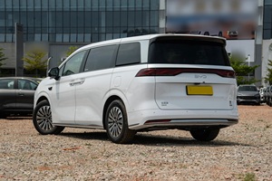 Expédition immédiate BYD Xia 2026 PHEV MPV Autonomie CLTC 100 km 218 km (entièrement électrique) Véhicule familial et professionnel - Product Image 4