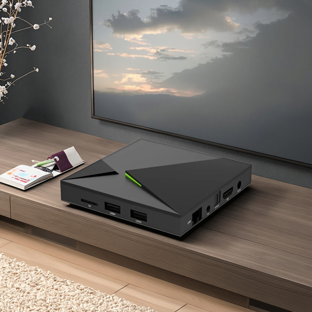 Q11 Android 11 TV Box Amlogic S905X4 Quad-Core 4GB/32GB EMMC 4K HDR Video Decoding Smart Set Top Box with for Play