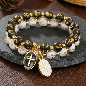 Pulsera de cuentas con colgante de cruz ovalada única para hombres y mujeres, pulseras de oración para bautizo, regalos de joyería para parejas - Product Image 1