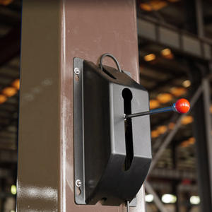 رافعة سيارات هواتونغ بشهادة CE، مخصصة بحمولة 3.5 طن، فتح يدوي من جانب واحد، رافعة ثنائية العمود بأفضل سعر للمرآب - Product Image 3