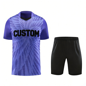 カスタム熱転写レトロメンズサッカーユニフォームセットOEMサービスロゴ速乾性半袖サッカークラブ大人用 - Product Image 1