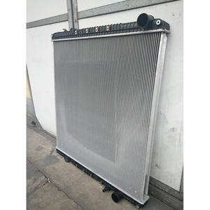 Radiateur robuste grand format 05-26619-024 pour les camions routiers Cascadia, Century, Columbia Series et Business Class M2 112 - Product Image 2