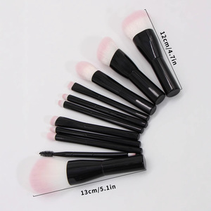Nouvel ensemble de 11 pinceaux de maquillage professionnels à manche noir et poils synthétiques rose clair pour poudre libre, blush et fond de teint – Vente en gros - Product Image 5