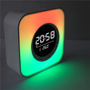 便携式蓝牙音箱 RGB LED 灯 FM 收音机 无线充电 闹钟 温度计 白噪音 婴儿助眠器 家用 - Product Image 2