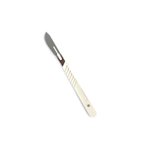 # 22 lames chirurgicales en acier au carbone/inox, stériles, jetables, à bord large et incurvé, pour la chirurgie générale et l'orthopédie # 4 poignées