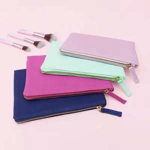 Cheap Recycled Material Cosmetic Bag <b>Purse</b> Kit Lady Style Lady Makeup Pouch With Zipper Closure Promotional Gift Blank Bag - Product Image 1