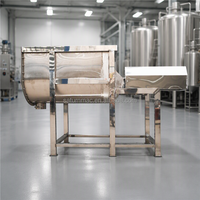 Machine à mélanger les poudres sèches en acier inoxydable de qualité alimentaire avec moteur pour assaisonnements et poudres détergentes