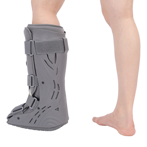 Les bottes de tendon d'Achille sont utilisées pour le traitement conservateur des ligaments du pied et de la cheville, des tissus mous et des blessures aux tendons - Product Image 1