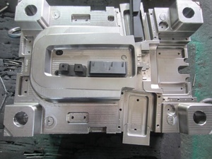 自動車工場ドアパネルプラスチック金型 - Product Image 3