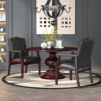 Fauteuil d'invité classique Boss Office Caressoft, finition acajou, base en bois, accoudoirs fixes, pieds coniques, mouvement coulissant, prêt à l'emploi, style antique