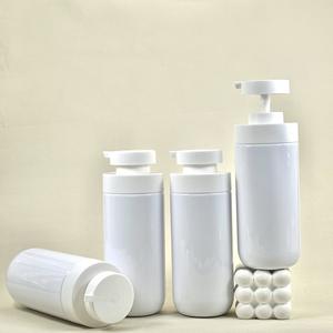 Flacon pompe plat à épaules pour lotion, shampoing, après-shampoing, <span class=keywords><strong>gel</strong></span> <span class=keywords><strong>douche</strong></span>, rechargeable en plastique, 500 ml, PET, pour fabricants et fournisseurs - Product Image 2