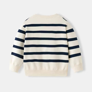 Pull en tricot rayé pour enfants unisexe en coton avec motif cœur pour la Saint-Valentin, de haute qualité - Product Image 3