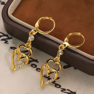 Boucles d'oreilles à pampilles en forme de double cœur géométrique creux rétro européen américain, élégantes, tendance, petites, exquises, polyvalentes, personnalisées - Product Image 2
