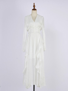 Vestido Nuevo y Moderno con Cuello en V, Plisado, de Manga Larga, con Adorno de <span class=keywords><strong>Hongo</strong></span> Negro y Falda Larga Entallada que Estiliza la Figura - Product Image 5