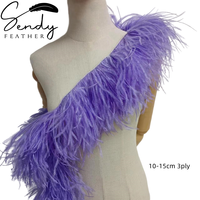 Frange de dentelle en plumes d'autruche teintes et duveteuses pour la décoration de costumes de fête