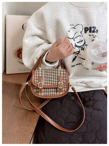 Neue Vintage Runde Handtaschen Vintage Pelz Designer Clutch Berühmte Marken Mode Kleidungsstil für Kleine Mädchen Kinder Umhängetaschen - Product Image 6