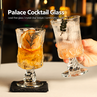 Verre à cocktail créatif à pied haut pour eau pétillante, champagne, vin doux, vin chaud – Idéal pour bars et restaurants, personnalisable avec logo – Vente en gros