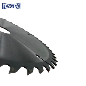 Lame de scie TCT FENGTAI de qualité industrielle, haute vitesse, 150*2.0/1.4*40T*20, sécurité et efficacité, 6-8 <span class=keywords><strong>TPI</strong></span>, segment de 2 mm d'épaisseur pour le bois - Product Image 6