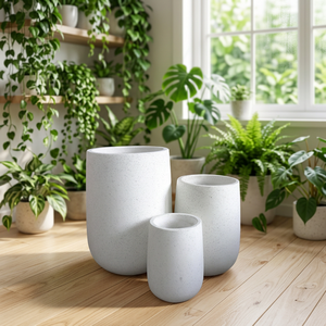 Pots de jardin suspendus ronds en ciment vietnamien vintage, faits à la main, sculptés à la main, légers, en terrazzo blanc, écologiques et durables - Product Image 1