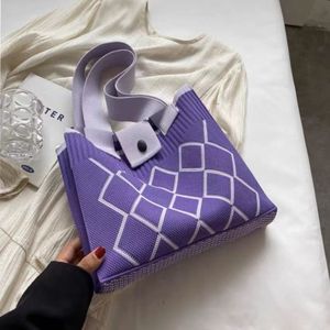 <span class=keywords><strong>Sac</strong></span> à main pour femme à bandoulière unique, grande capacité, <span class=keywords><strong>sac</strong></span> fourre-tout <span class=keywords><strong>matelassé</strong></span> pour l'extérieur, polyester tricoté simple pour l'automne précoce, étudiants - Product Image 6