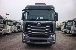 Low Price Used HOWO MAX 6x4 Tractor Truck Second Hand Heavy Truck Head Cheap Prime Mover for Port Logistics & Africa Delivery - Product Image 6