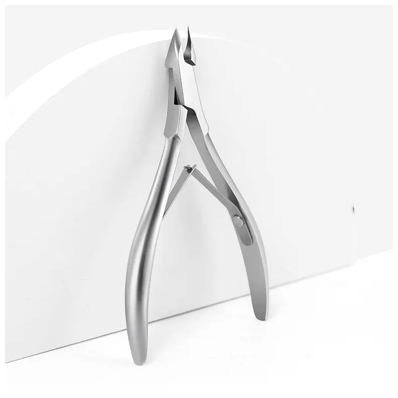 Professional 6mm Stainless Steel Cuticle Remover Precise Manicure and Pedicure Cuticle Cutter Nipper Tool with Sharp Edge