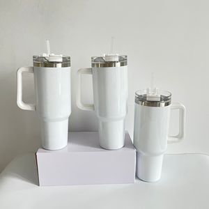 Paquete de 20 Tazas de Viaje Personalizadas con Logotipo, de 40 oz, Blancas, para Sublimación, Aisladas al Vacío, para Café, Cerveza, con Asa y Pajita - Product Image 1