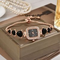 Jam Tangan Wanita Model Kotak Berlian Fashion Grosir, Jam Tangan Kotak Kecil Mewah untuk Wanita, Gelang Full Berlian, Jam Tangan Quartz Wanita, Reloj