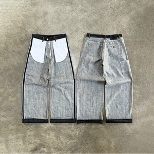 Jean en denim pour homme, coupe ample et large, noir, personnalisé, en denim épais, avec détails de coupe inversée et déchirés - Product Image 1