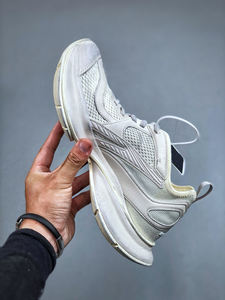 Zapatillas deportivas de malla para hombre de alta calidad, transpirables y ligeras, con personalización de logotipo de diseñador. - Product Image 5