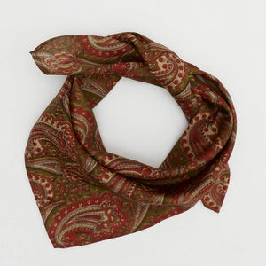 ผ้าโพกหัวซาตินสำหรับผู้หญิงดีไซน์เรียบหรูผ้าโพกหัวพิมพ์ลายผ้าคลุมไหล่ผ้าไหมวินเทจทรงสี่เหลี่ยมผืนใหญ่สำหรับผู้หญิง - Product Image 5