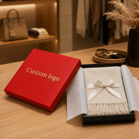Boîte cadeau personnalisable en carton avec couvercle et base carrés, insert de séparation, logo estampé or, OEM ODM pour emballage alimentaire et foulards