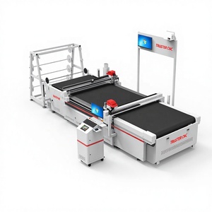Machine de découpe de cuir véritable à couteau oscillant pour housses de siège de voiture et empeignes de chaussures avec caméra et projecteur - Product Image 2