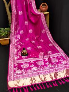 Sarees de seda Dola floreada teñida a mano de diseñador de calidad de exportación con tejido completo para la colección de ropa de fiesta de mujer de la India - Product Image 3